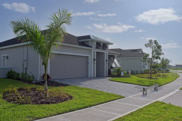 Best Professional Driveway Pavers  in Burlington, IA